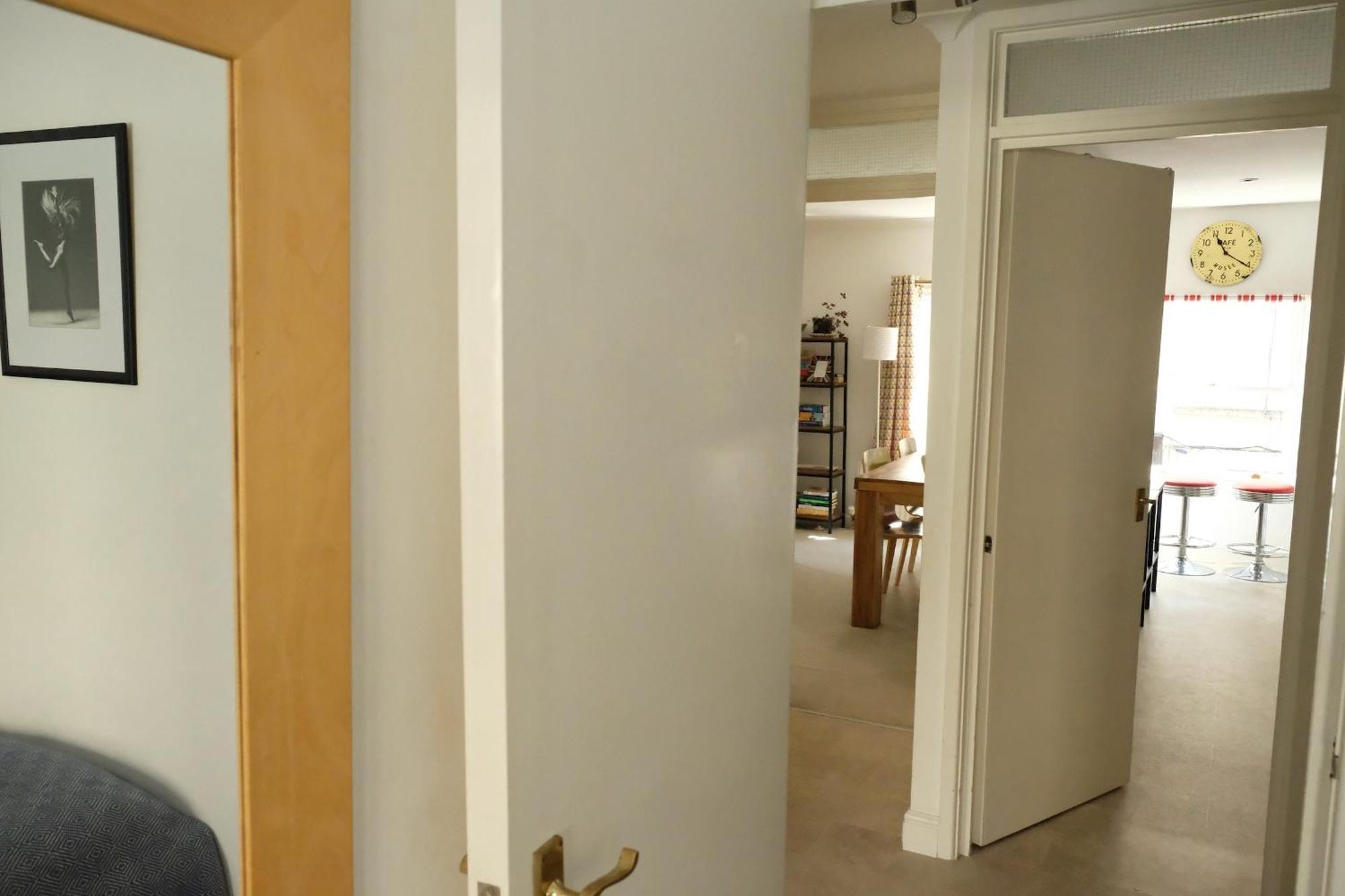 Spacious City Centre Apartment Bath Bagian luar foto