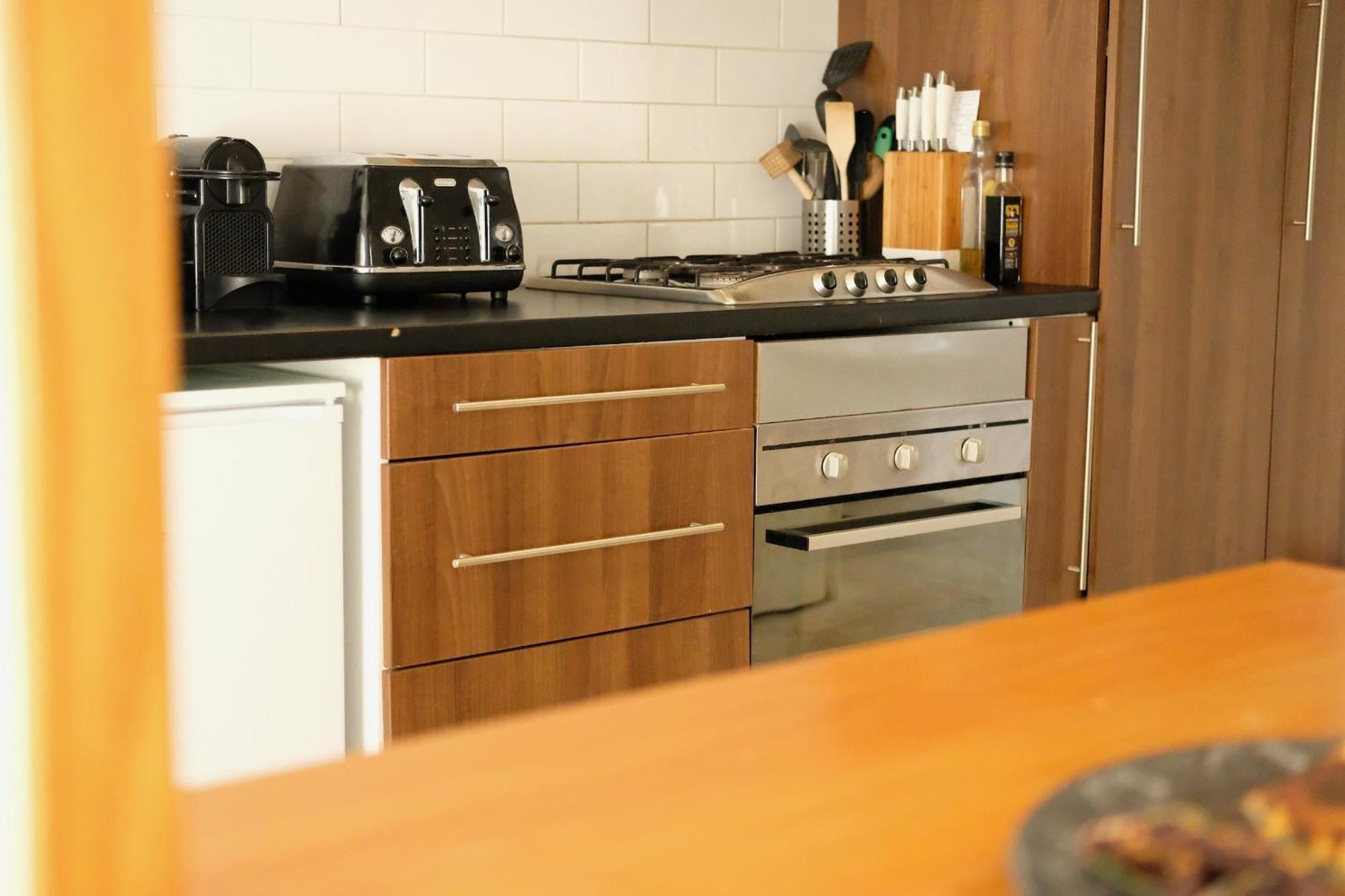 Spacious City Centre Apartment Bath Bagian luar foto
